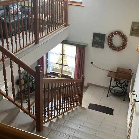 阿尔门劳什酒店 3* Neukirchen (Erzgebirgskreis)