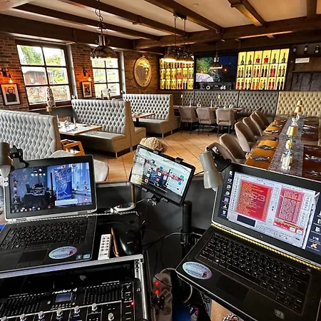 阿尔门劳什酒店 酒店 3*