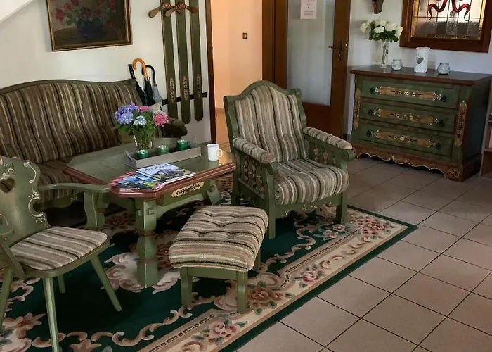 Almenrausch Hotel Neukirchen (Erzgebirgskreis)