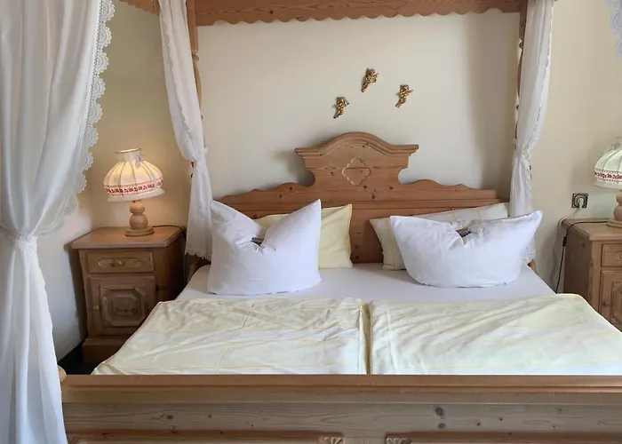 Almenrausch Neukirchen (Erzgebirgskreis)